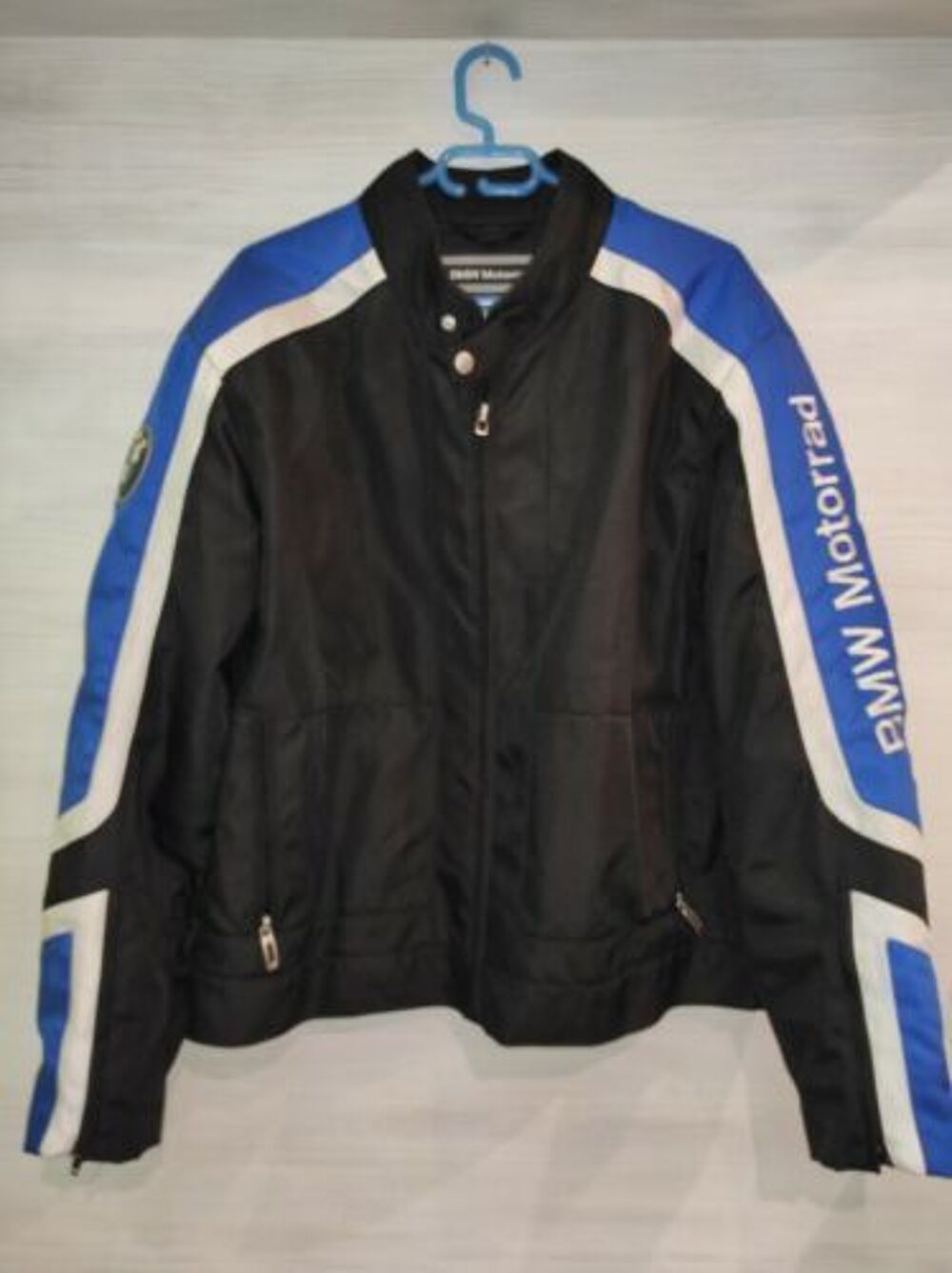 Blouson Bmw motorrad club jacke
Vêtements