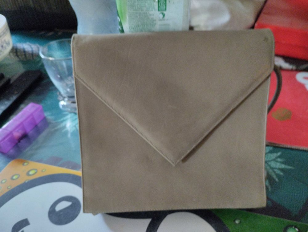 pochette de marque Maroquinerie