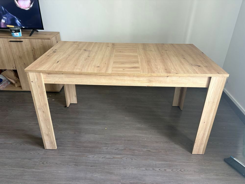 4chaises+table &agrave; manger+meuble tv/buffet Meubles