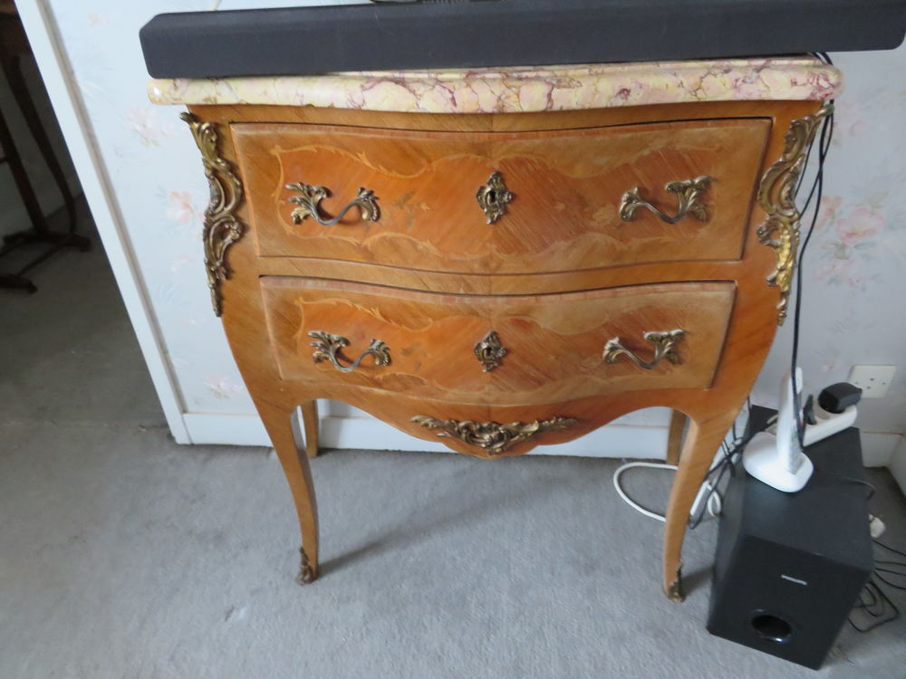 chambre en bois de rose Meubles