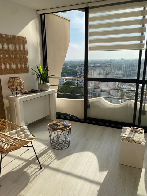 Console extensible blanc laqu� fabrication fran�aise 400 La Grande-Motte (34)