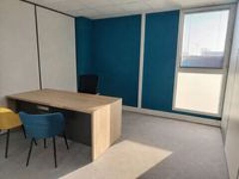  Bureaux privés meublés de 11 à 19 m² à Nîmes 