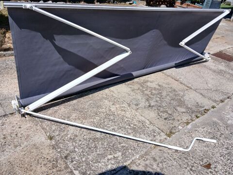 store banne pare soleil 200 Le Pradet (83)