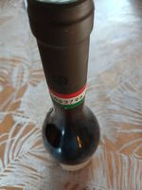   vin Hongrois. TOKAJI 