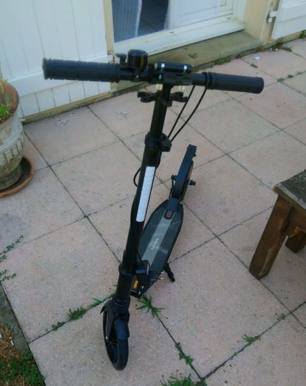 Trottinette &eacute;lectrique Sports