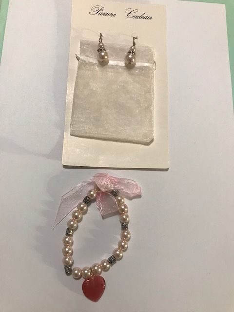 Parures de bijoux 5 Mottier (38)