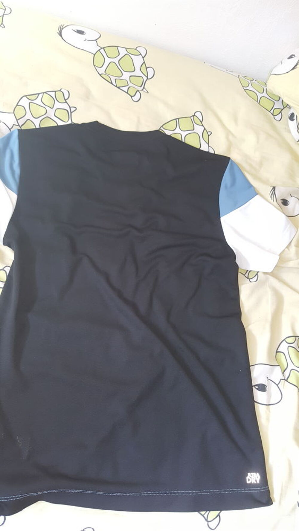 T-shirt Lacoste homme. Vêtements