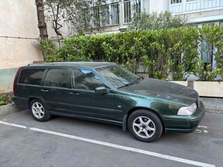  Parking / Garage � louer 8 m� Paris