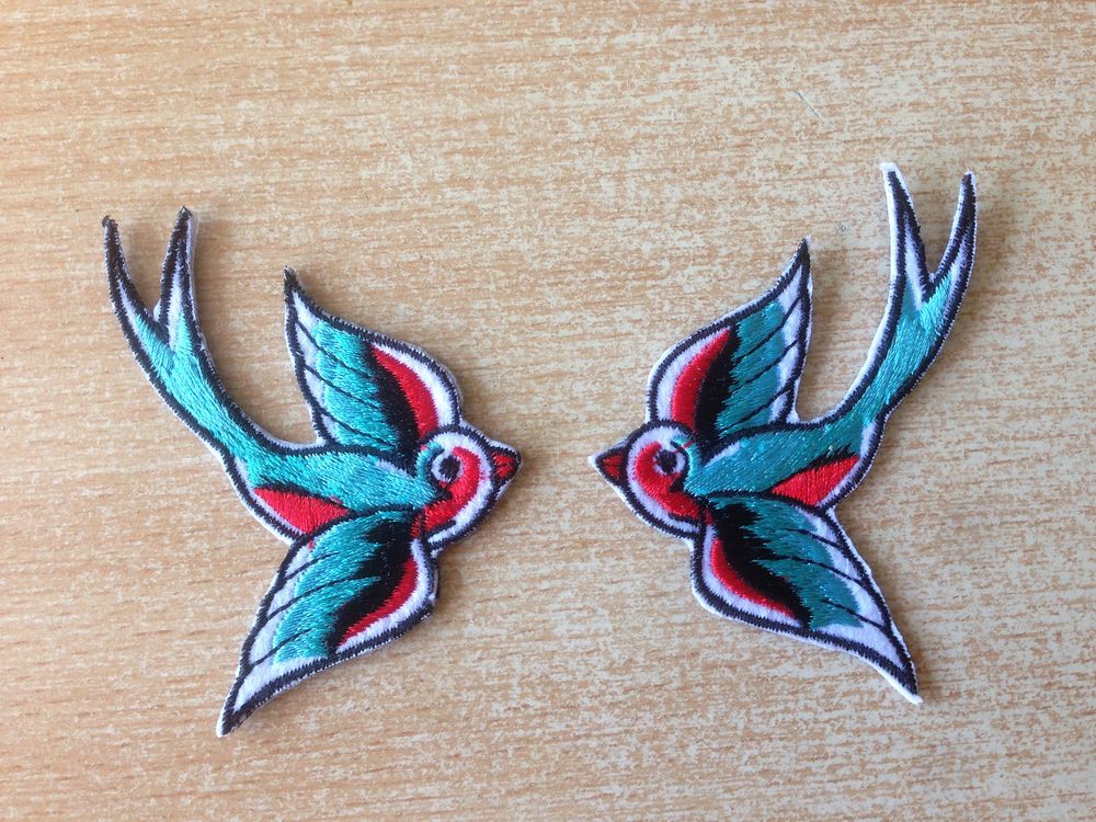 &eacute;cusson paire d'hirondelles turquoise 6x7 cm Maroquinerie