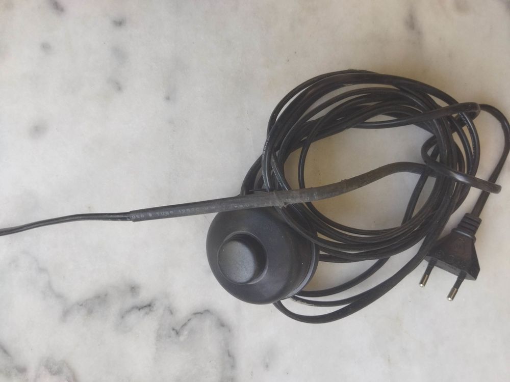 Cable 2 fils avec prise et variateur Long: 270cm Bricolage