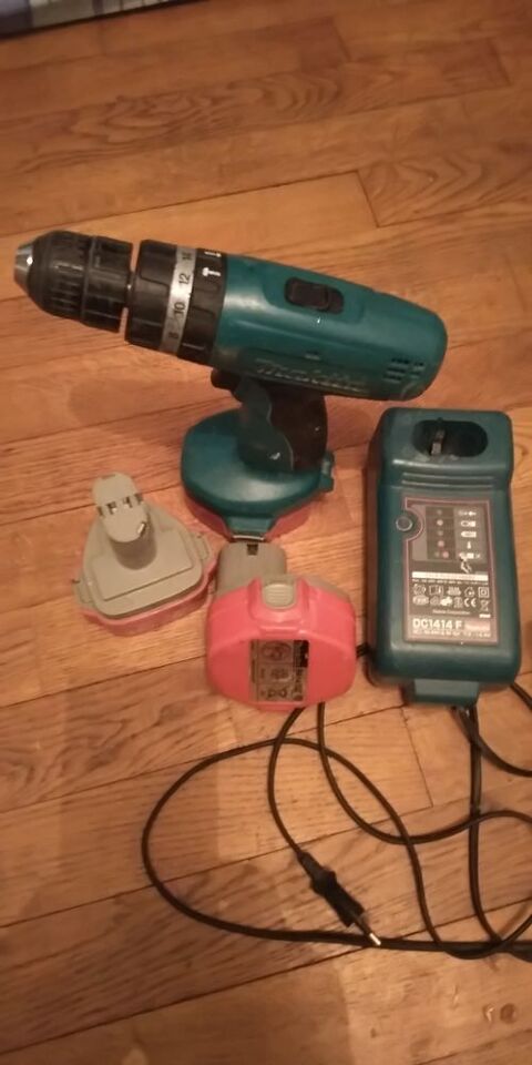 Makita 8280D visseuse combi perceuse 55 Charmes (88)