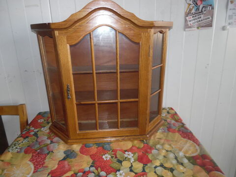 PETITE VITRINE 60 Ouroux-sur-Sane (71)