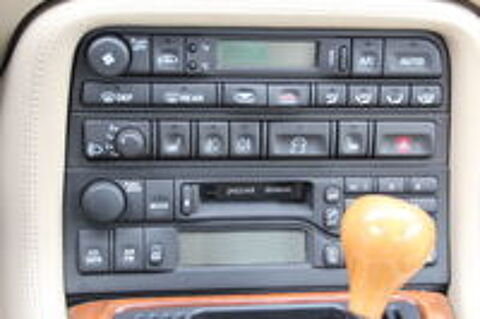 XK8 4.2i V8 2003 occasion 59310 Auchy-lez-Orchies