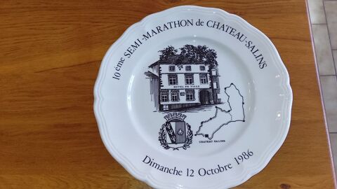Lot assiettes de collection Carpentras (84)