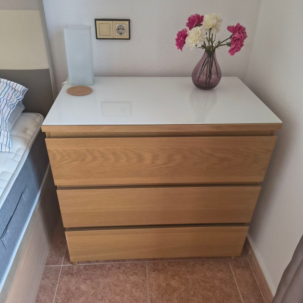 Commode+2 chevets Meubles