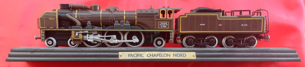 Maquette de train PACIFIC CHAPELON NORD locomotive + 1 wagon 