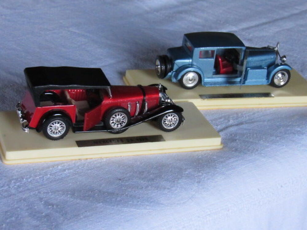 Lot de 7 voitures solido Jeux / jouets