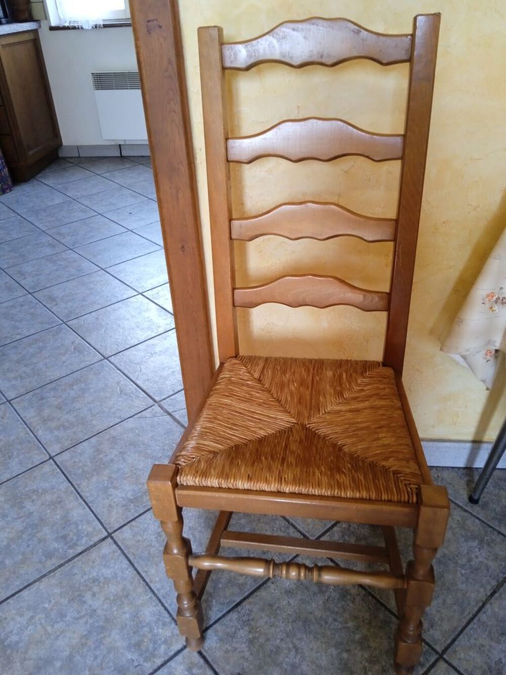 Chaise bois empaill&eacute;e Meubles