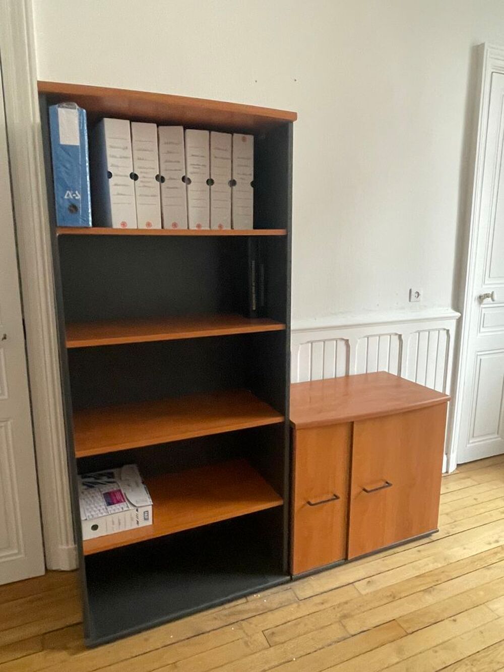 Mobilier de bureau complet quasiment neuf Meubles