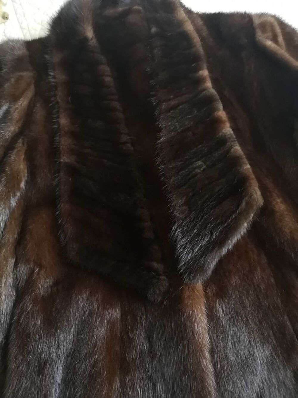 Superbe manteau de Vison pleines peaux femme T 40 avec &eacute;charpe Vêtements