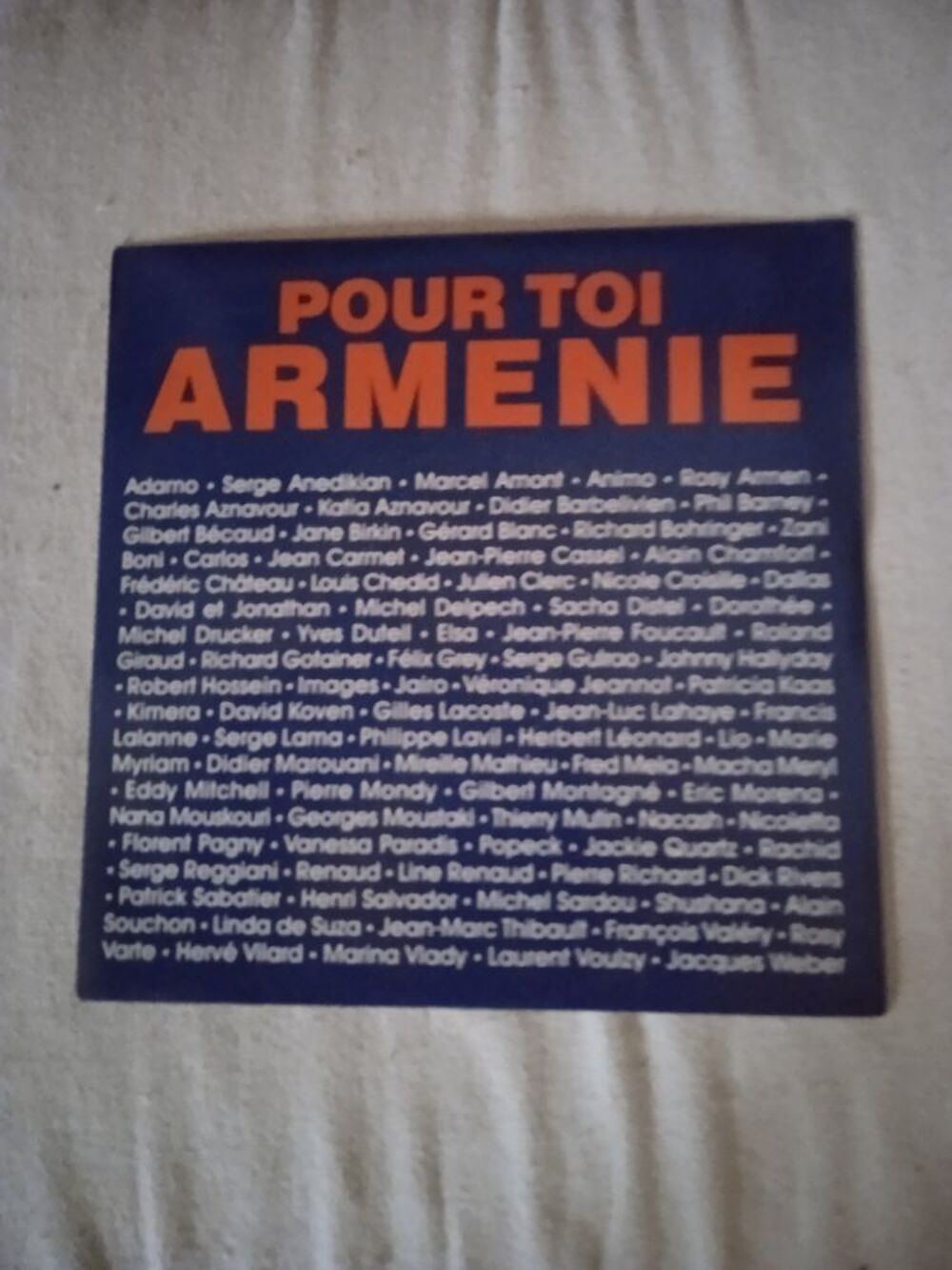 Vinyle 45 T Pour Toi Armenie
1989 CD et vinyles