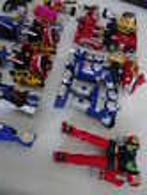 Lot pi&egrave;ces,Power Rangers,Megazord,vintage,&agrave; compl&eacute;ter,Bandai Jeux / jouets