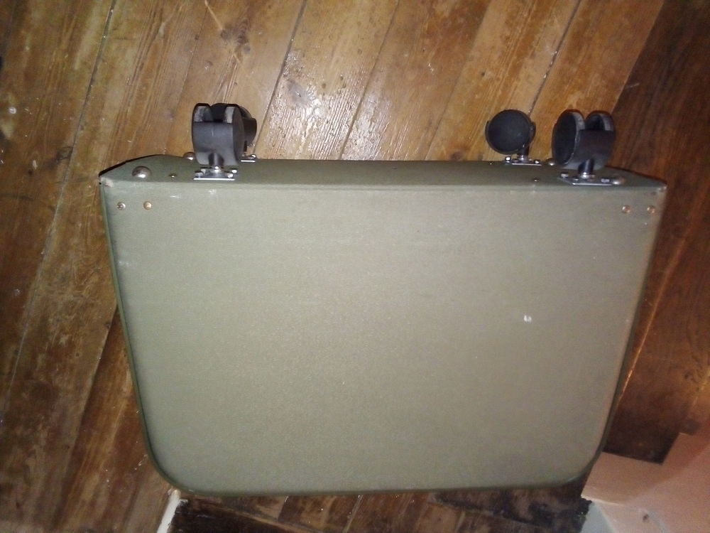 Machine a coudre berlina 730 Meubles
