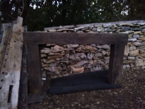 Poutre chemine 40 Lissac-et-Mouret (46)