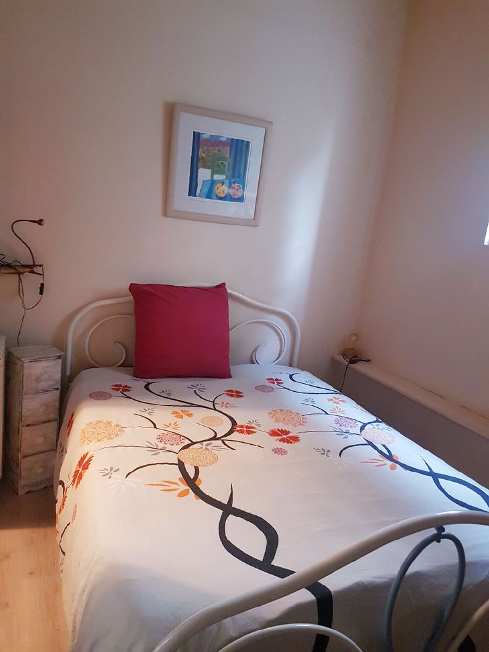 Location Appartement Meublé avec terrasse dans un hameau calme ttes charges inclu Uchaux
