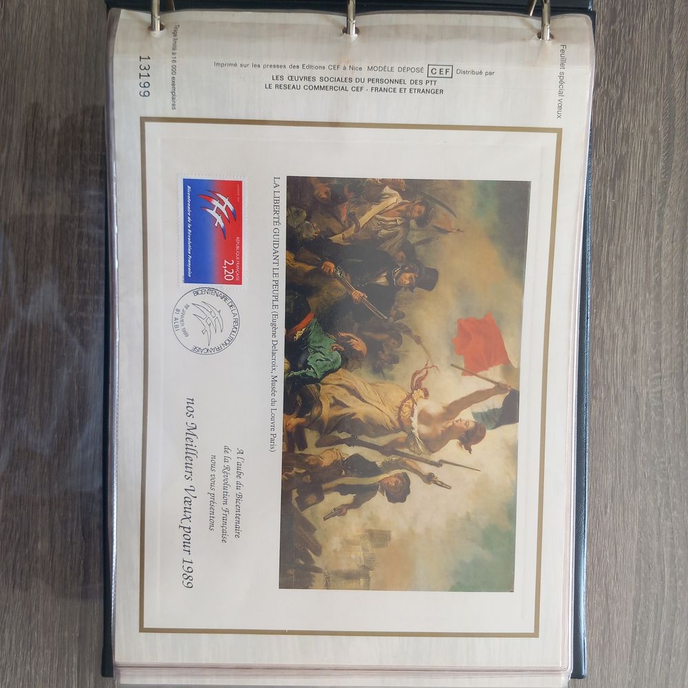 Collection de 9 albums feuillet cef sur soie. 