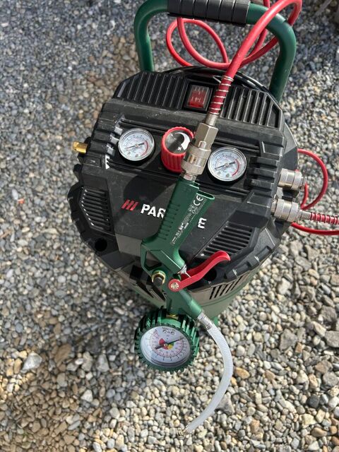 Compresseur  d'air de 50litres   Neuf 139 74800 Amancy