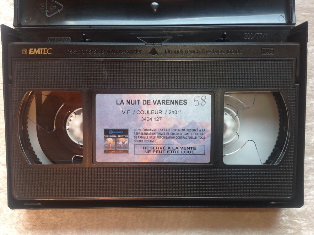 LA NUIT DE VARENNES D'ETTORE SCOLA K7 VID&Eacute;O Envoi Possible
DVD et blu-ray