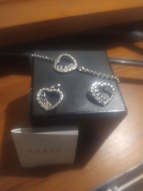 Bracelet et boucle d oreilles guess 12 Lagny-sur-Marne (77)