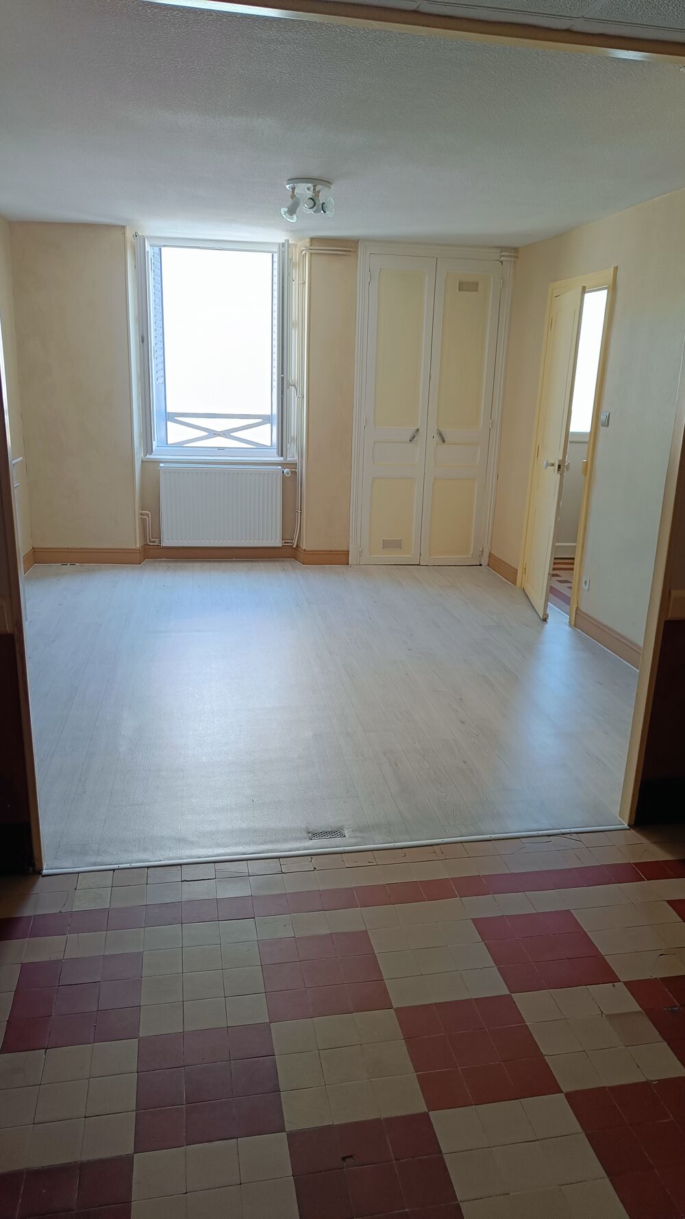 Location Maison Maison de ville 70m2 3P 2Ch Neris les bains,03310 Nris-les-bains