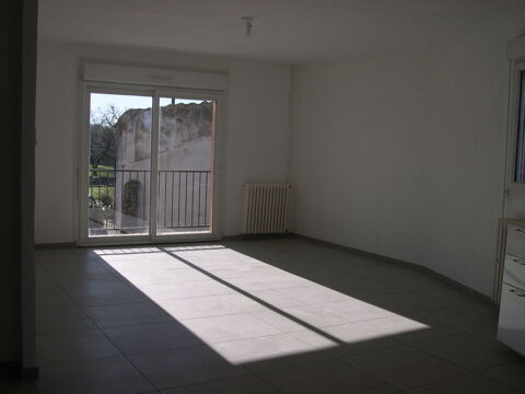  Appartement  louer 4 pices 82 m