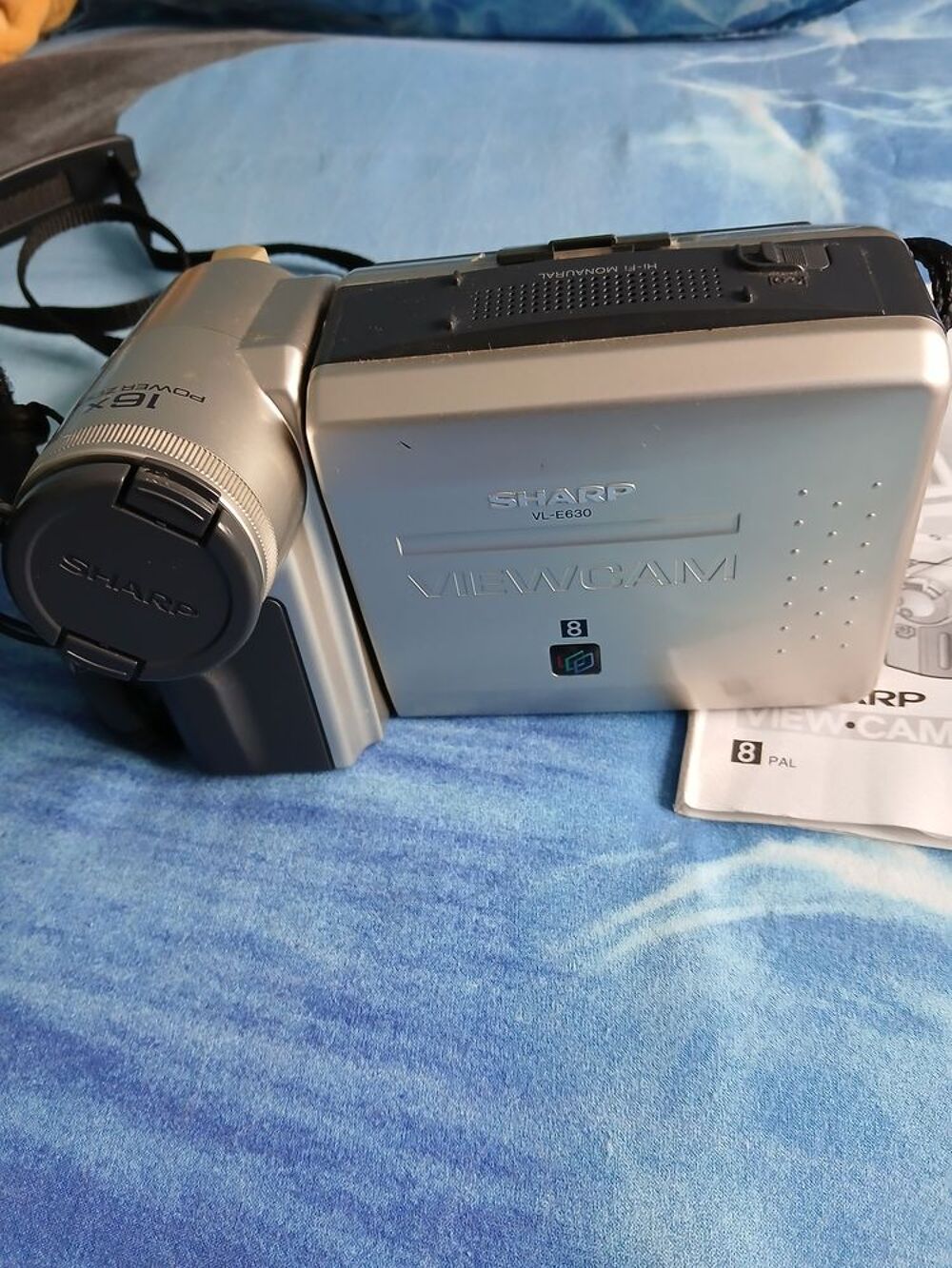 cam&eacute;ra a cassettes sharp Photos/Video/TV
