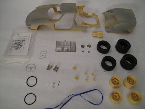 Ferrari 250LM #21 LM68 kit 1/18 Legende 160 Saint-Amand-les-Eaux (59)