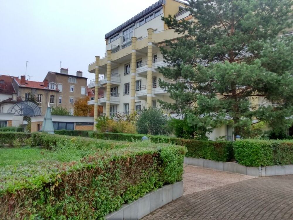 location Appartement - 6 pièce(s) - 137 m² Nancy (54000)