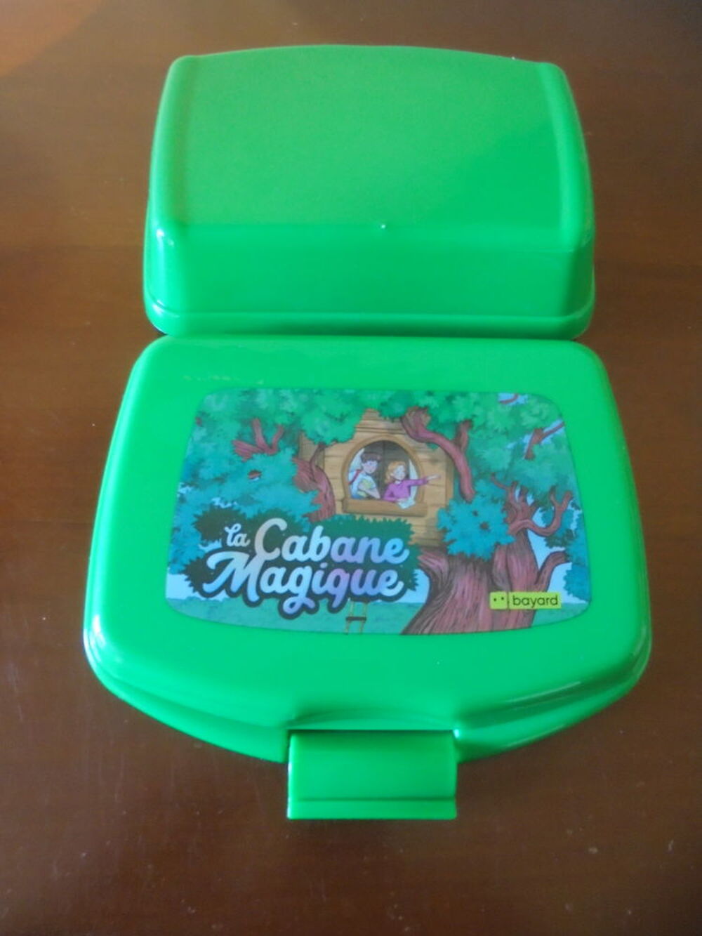 Boite &agrave; go&ucirc;ter (105) Jeux / jouets