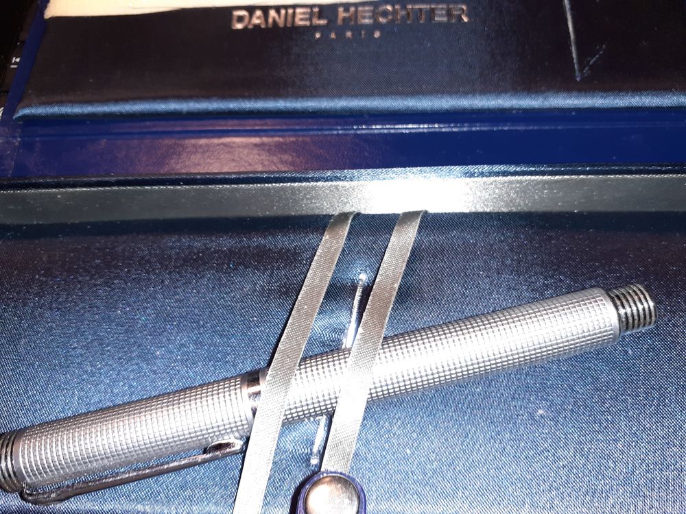 STYLO DANIEL HECHTER Bijoux et montres