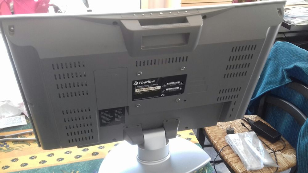 Vends TV 51 cm Photos/Video/TV