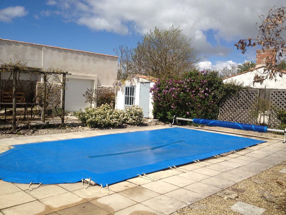 B&acirc;ches d'hiver et d'&eacute;t&eacute; de piscine + enrouleur Jardin