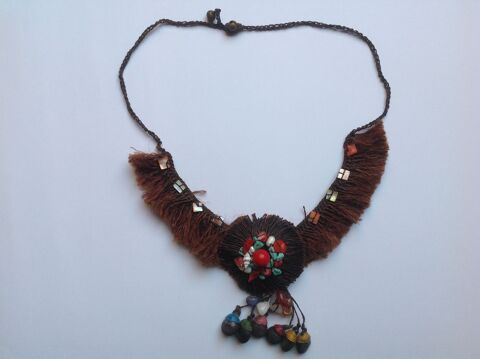 COLLIER TISSÉ TRIBAL PIERRES COQUILLAGES Envoi Possible
20 Trégunc (29)