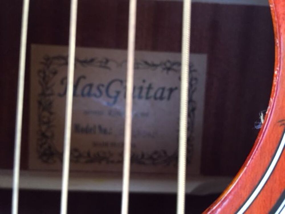 Guitare Has gaucher neuve Instruments de musique