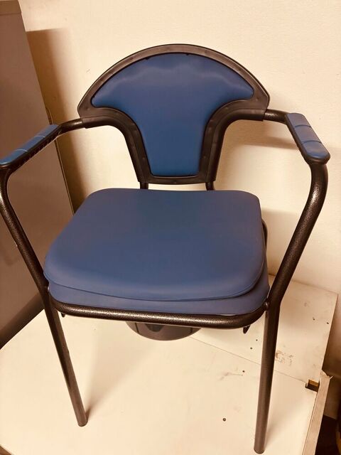 Fauteuil pour commodité,garde-robe Chaponost (69)