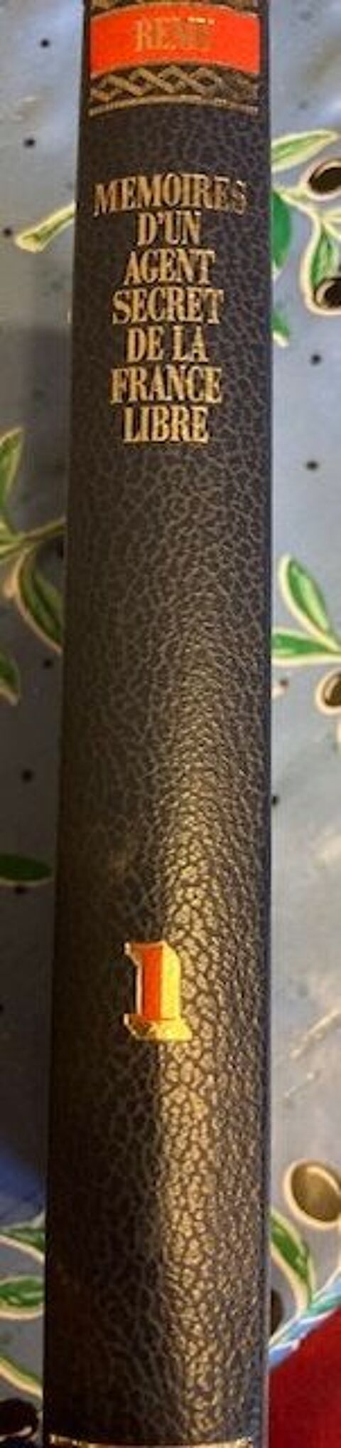 MEMOIRES D'UN AGENT SECRET DE LA FRANCE LIBRE 5 Les �glisottes-et-Chalaures (33)