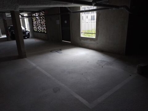  Parking / Garage  louer 13 m