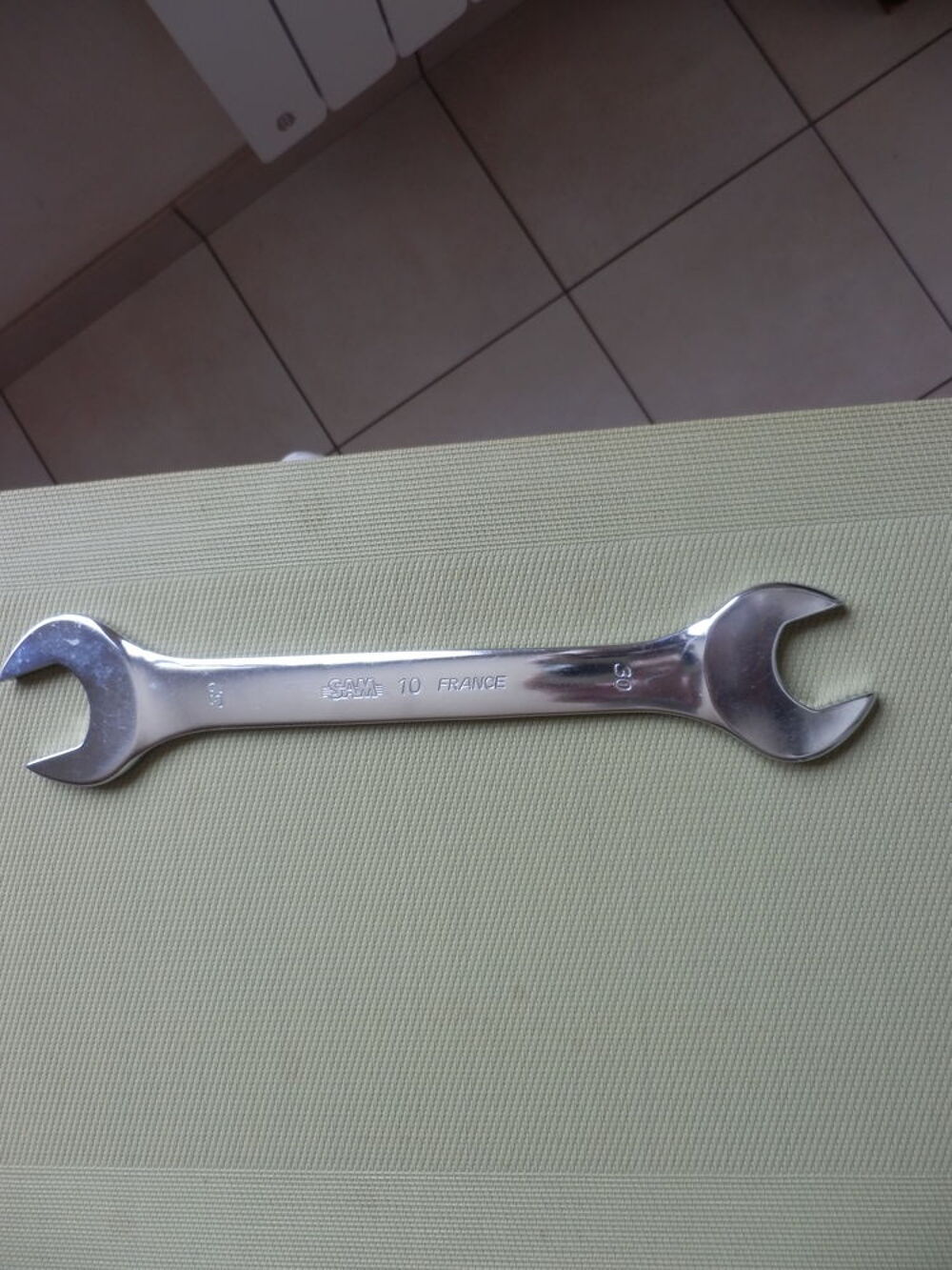 CLE PLATE Bricolage