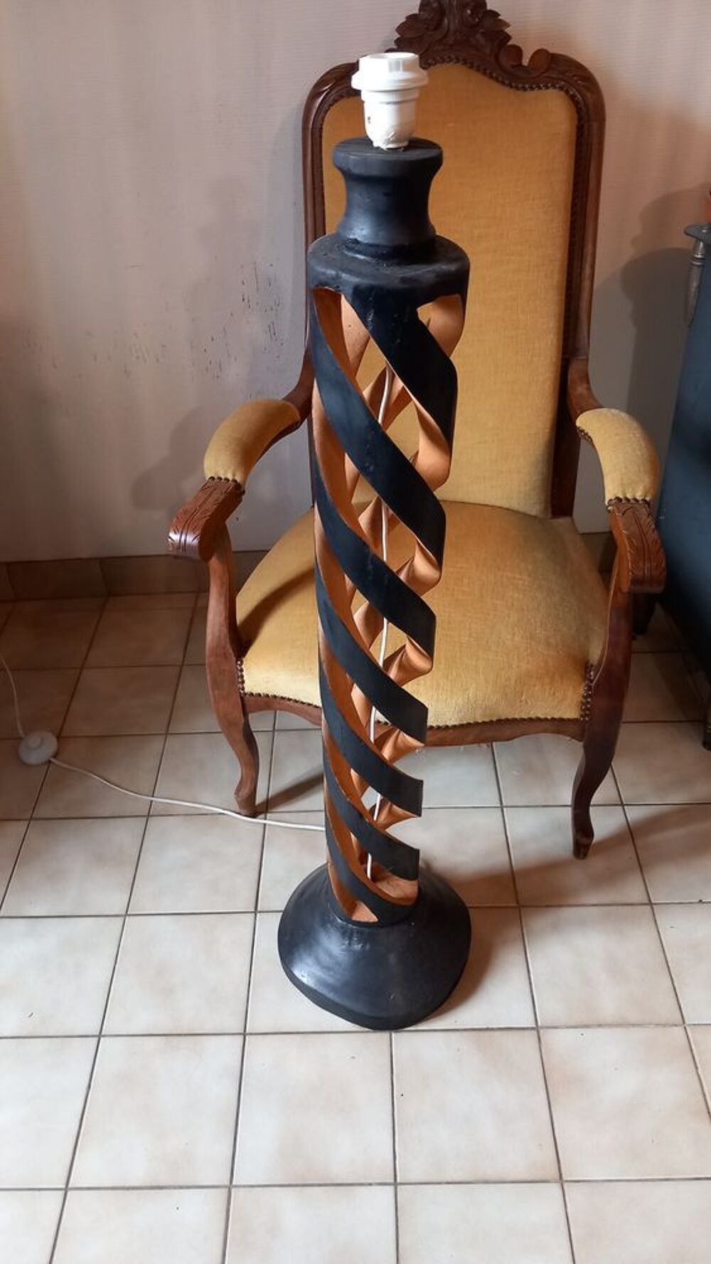 Pied de lampe en bois Décoration