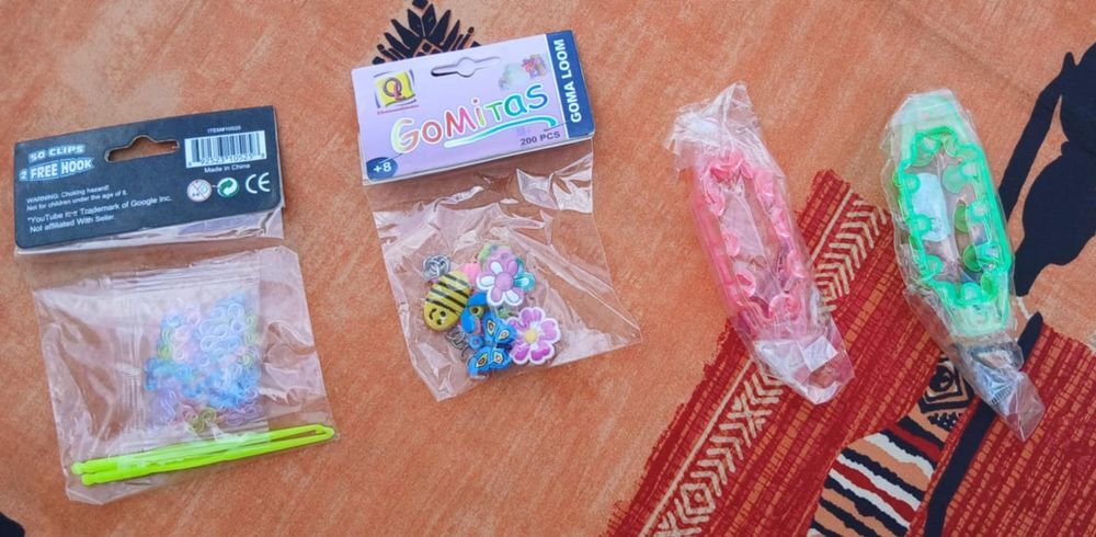 Lot n&deg;1 pour Fabriquer Bracelets Elastiques avec Clips, Etc. Jeux / jouets